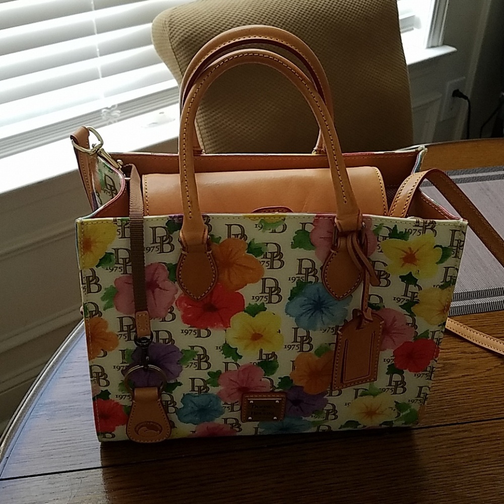 Dooney and Bourke Handbag